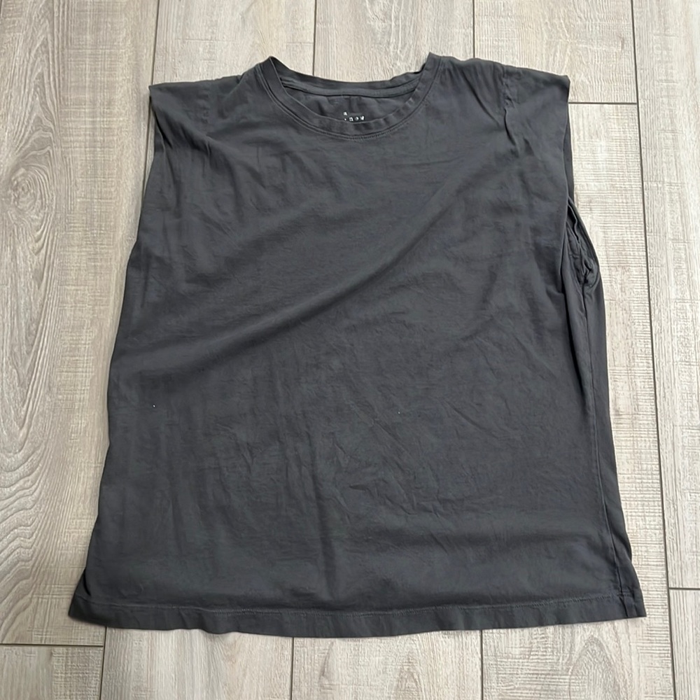 Muscle tank